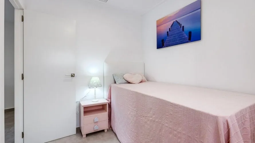 Apartamento de 56m² en La Mata, Spain No. 1325 № 18