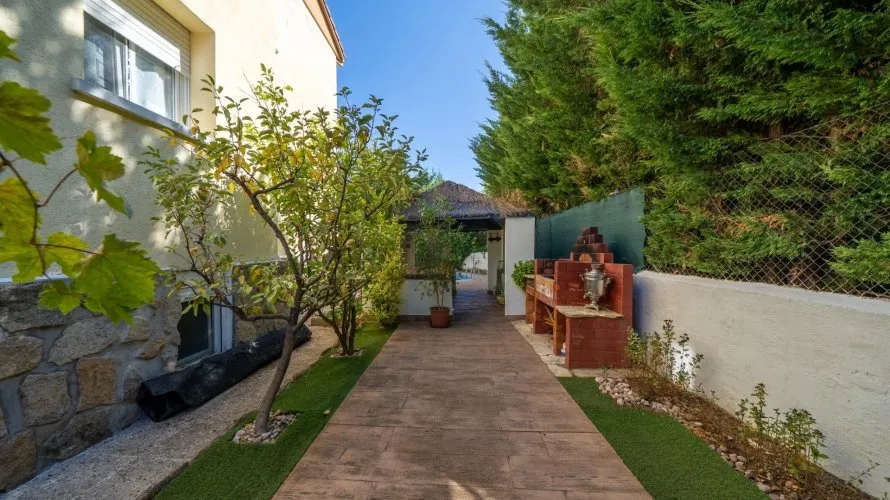 Apartamento de 5 dormitorios en San Martín de Valdeiglesias, Spain No. 1245 № 21