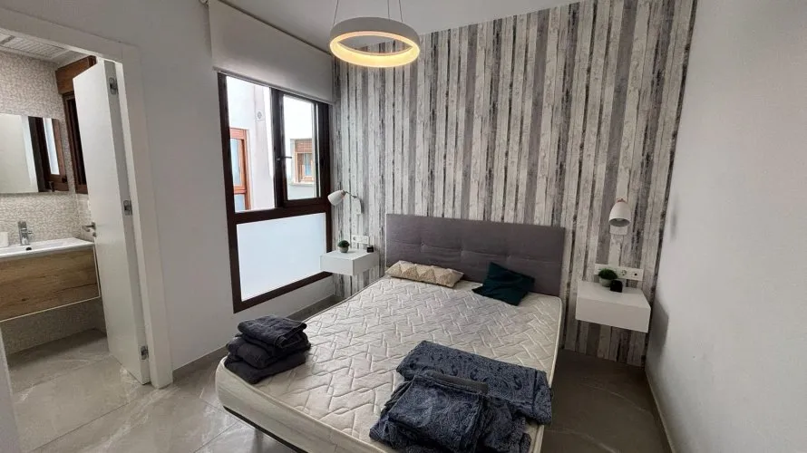 Apartamento de 2 dormitorios en Torrevieja, Spain No. 1205 № 8