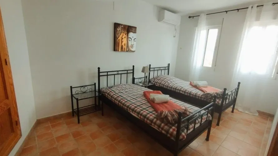 Villa de 8 dormitorios en Maryvilla, Spain No. 423 № 27