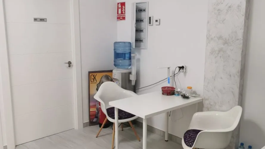 Propiedad comercial de en La Zenia, Spain No. 288 № 12