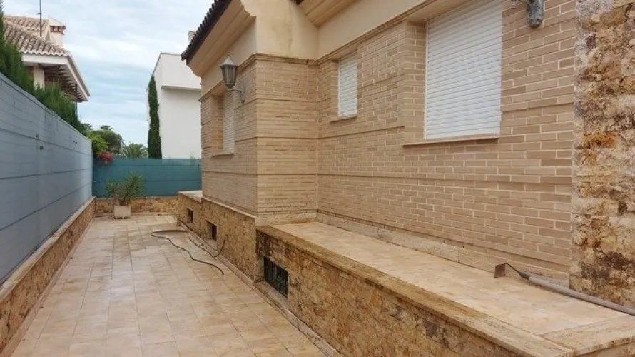 Villa de 5 dormitorios en La Veleta, Spain No. 347 № 1
