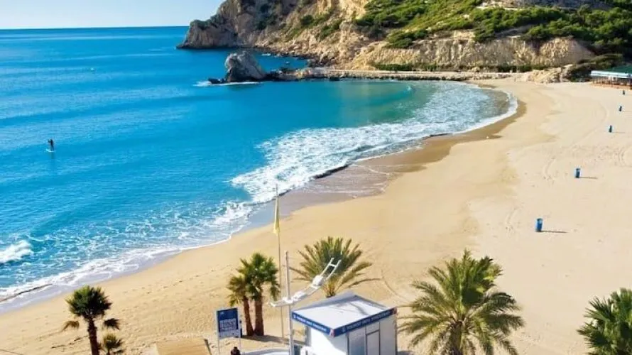 Apartamento de 2 dormitorios en Villajoyosa, Spain No. 946