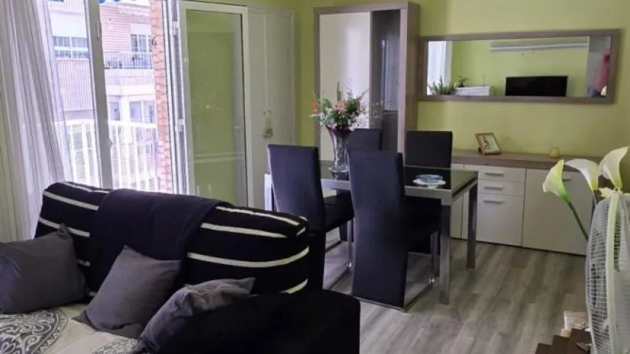 Apartamento de 3 dormitorios en Torrevieja, Spain No. 1431