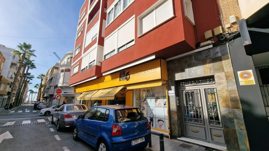 Apartamento de 3 dormitorios en Torrevieja, Spain No. 2733 № 25