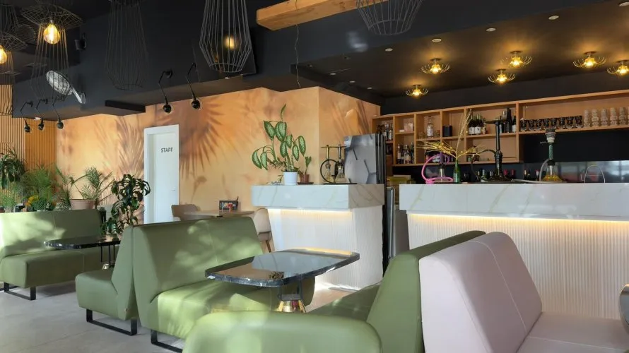 Propiedad comercial de 290m² en Benidorm, Spain No. 241
