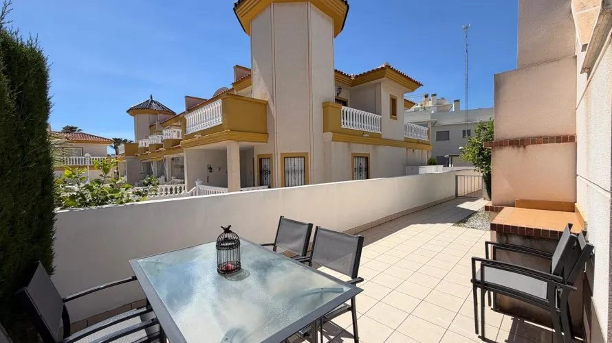 Villa de 4 dormitorios en Ciudad Quesada, Spain No. 1159 № 11