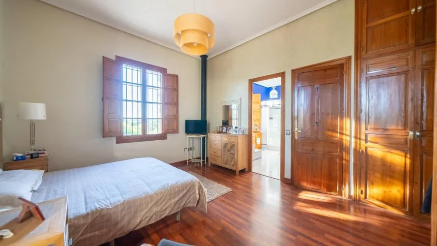 Сasa de 7 dormitorios en Mutxamel, Spain No. 690 № 21