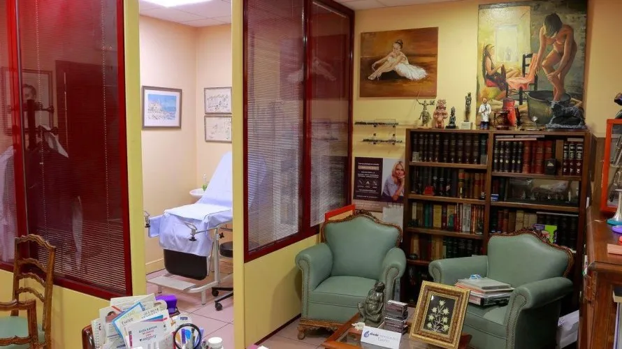 Apartamento de 5 dormitorios en Madrid, Spain No. 651 № 8