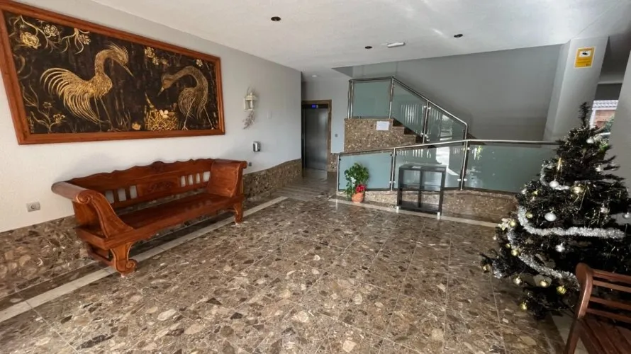 Apartamento de 2 dormitorios en Benidorm, Spain No. 405 № 21