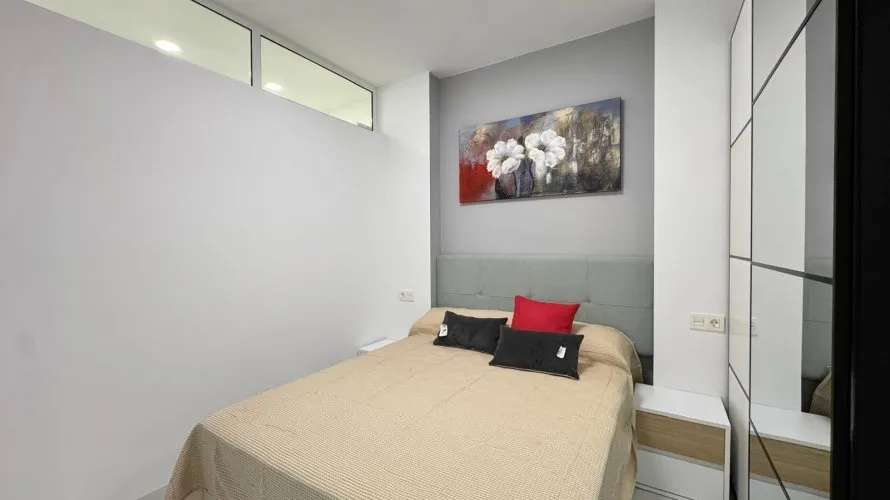 Apartamento de 2 dormitorios en Torrevieja, Spain No. 1450 № 12