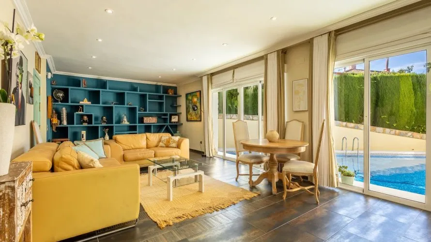 Villa de 464m² en Almoradí, Spain No. 1573 № 24