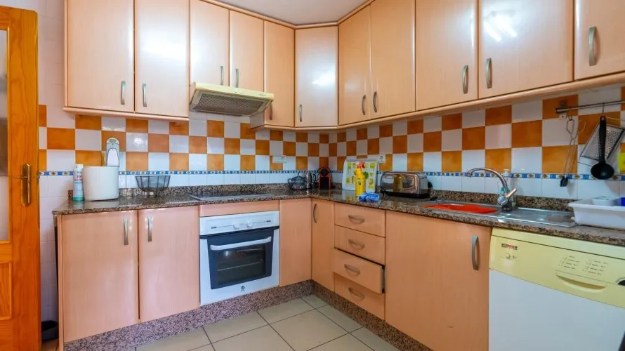 Parcela de 109m² en El Campello, Spain No. 631 № 10