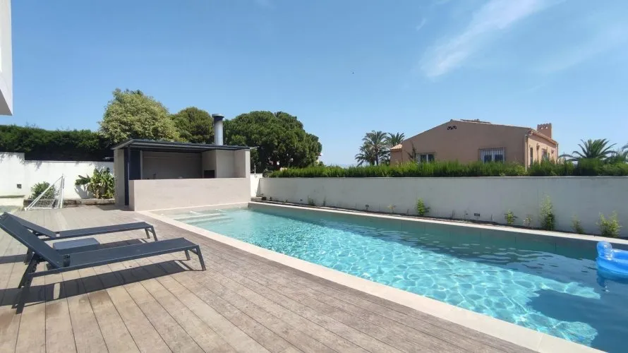 Villa de 5 dormitorios en Alicante, Spain No. 1590 № 9