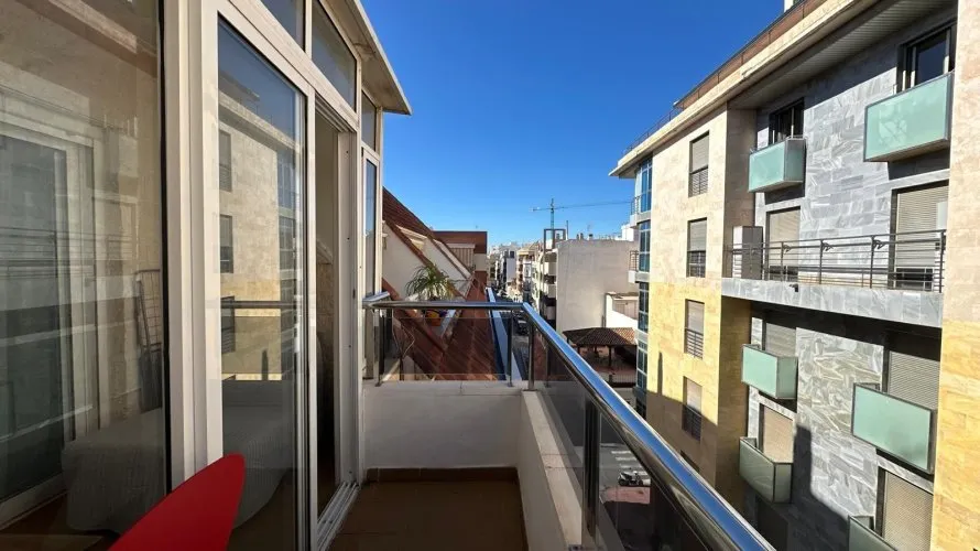 Apartamento de 1 dormitorio en Torrevieja, Spain No. 2830 № 1