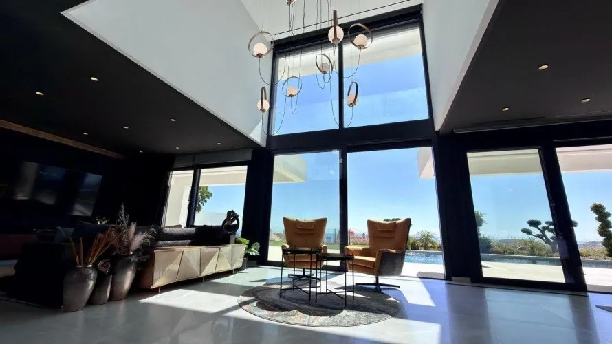 Villa de 890m² en Benidorm, Spain No. 870 № 18