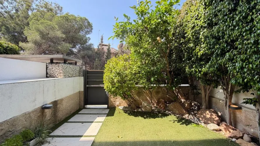 Apartamento de 3 dormitorios en Dehesa De Campoamor, Spain No. 1458 № 2