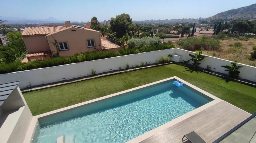 Villa de 5 dormitorios en Alicante, Spain No. 1590 № 25