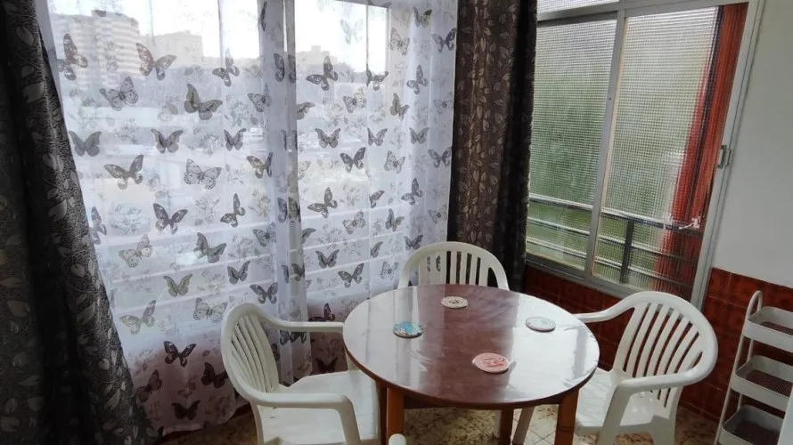 Apartamento de 3 dormitorios en Alicante, Spain No. 2747 № 2