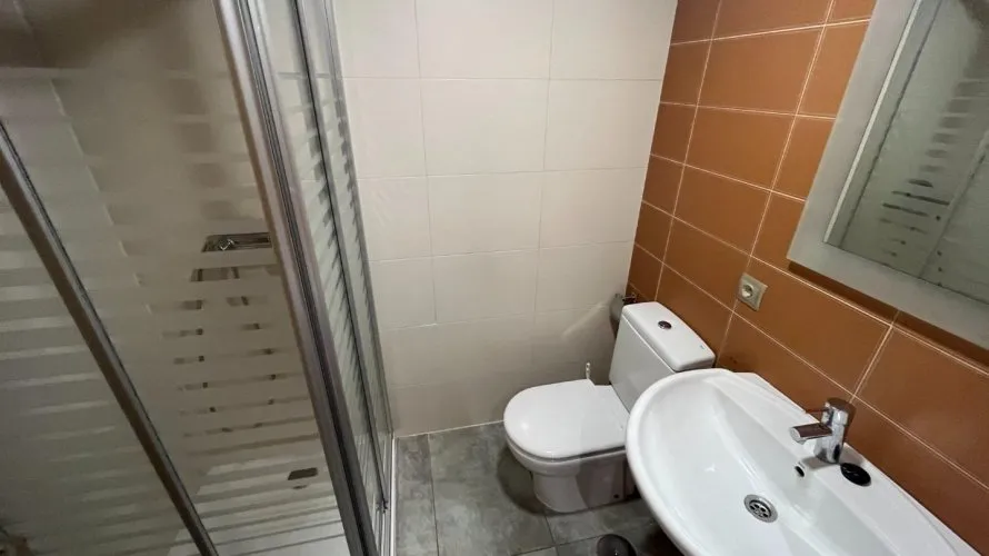 Apartamento de 2 dormitorios en Alicante, Spain No. 93 № 14