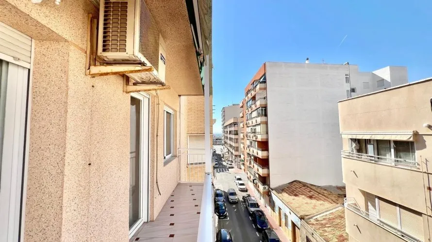 Apartamento de 1 dormitorio en Santa Pola, Spain No. 1058 № 8