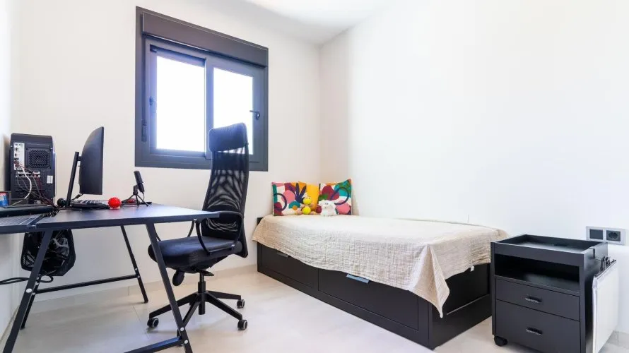 Apartamento de 3 dormitorios en Benidorm, Spain No. 895 № 7