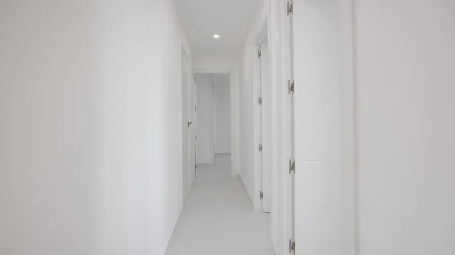 Apartamento de 3 dormitorios en Torrevieja, Spain No. 908 № 21