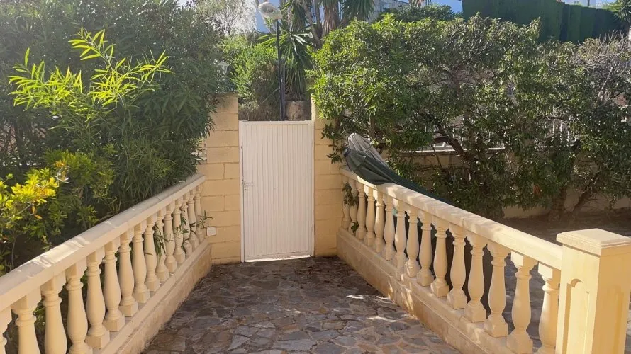 Apartamento de 4 dormitorios en La Nucia, Spain No. 1475 № 2