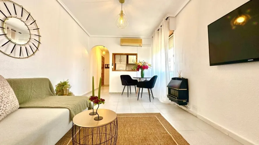 Apartamento de 1 dormitorio en Torrevieja, Spain No. 2874 № 6