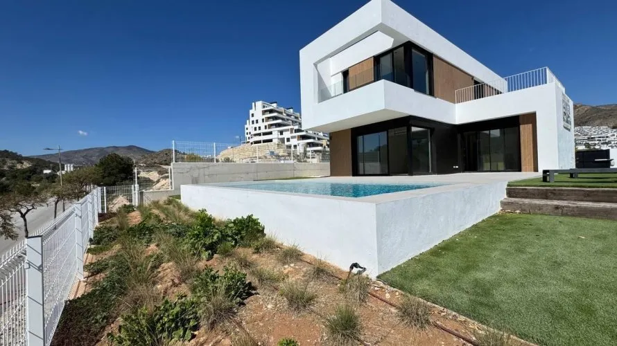 Villa de 3 dormitorios en Finestrat, Spain No. 1091 № 2