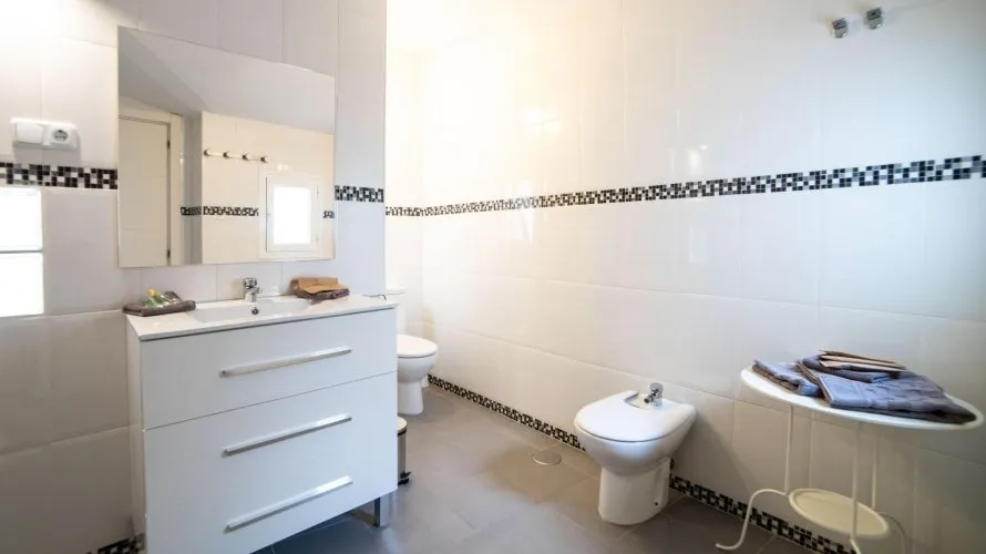 Apartamento de 3 dormitorios en Madrid, Spain No. 602 № 3