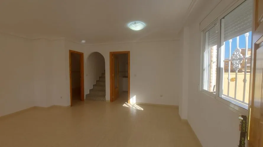 Сasa de 3 dormitorios en Rojales, Spain No. 1028 № 5