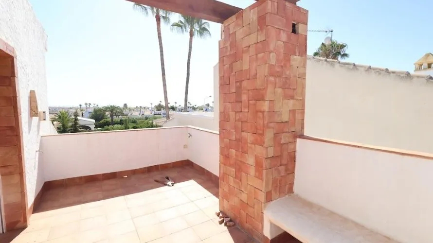 Apartamento de 4 dormitorios en Villamartin, Spain No. 818 № 21