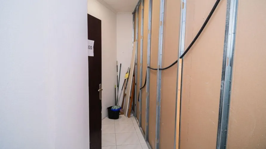 Propiedad comercial de 130m² en Avilés, Spain No. 2738 № 6
