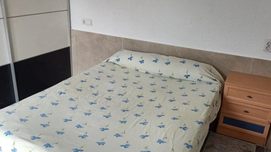 Apartamento de 2 dormitorios en Alicante, Spain No. 2940 № 1