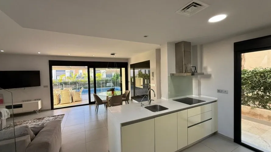 Villa de 3 dormitorios en Ciudad Quesada, Spain No. 906 № 7