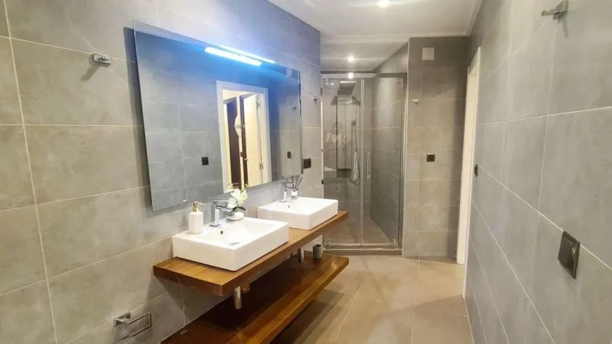Villa de 5 dormitorios en Calpe, Spain No. 374 № 4