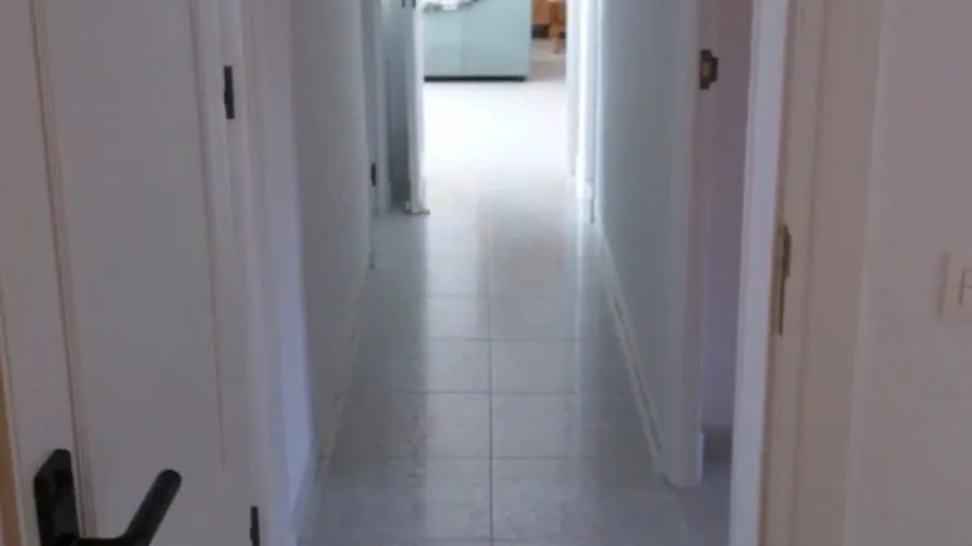 Apartamento de 4 dormitorios en Torrevieja, Spain No. 122 № 25
