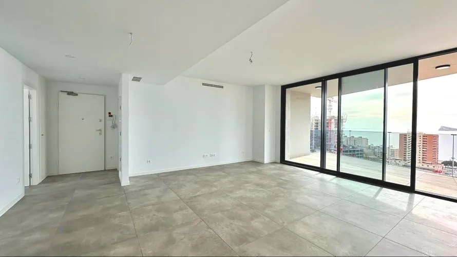 Apartamento de 2 dormitorios en Benidorm, Spain No. 546 № 5