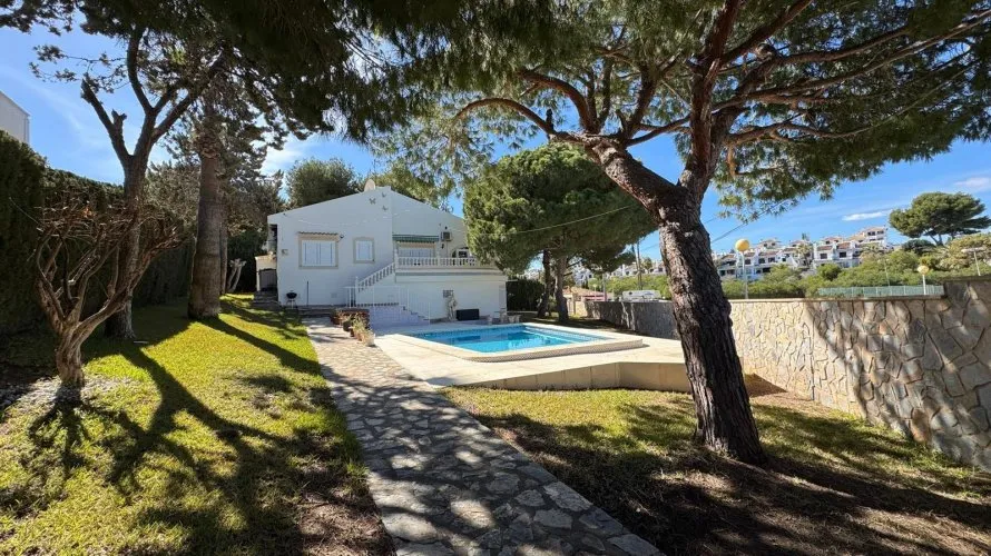 Villa de 3 dormitorios en Cabo Roig, Spain No. 110 № 6