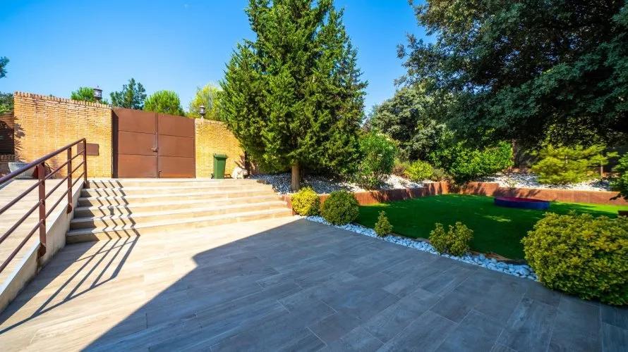 Apartamento de 8 dormitorios en Las Rozas de Madrid, Spain No. 1610 № 16