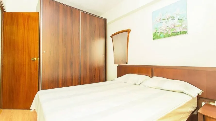 Apartamento de 3 dormitorios en Torrevieja, Spain No. 246 № 12