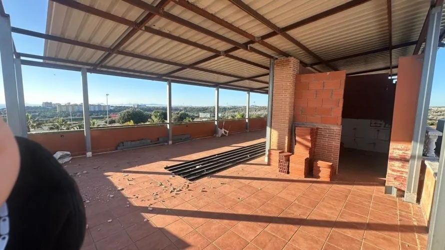 Propiedad comercial de 400m² en La Zenia, Spain No. 249 № 9