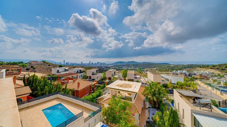 Villa de 3 dormitorios en Finestrat, Spain No. 490 № 14