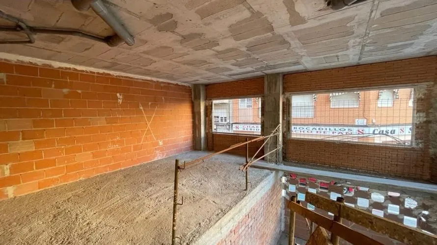 Propiedad comercial de 200m² en Alicante, Spain No. 519 № 1