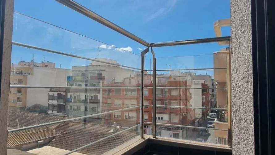 Apartamento de 2 dormitorios en Torrevieja, Spain No. 2741 № 5