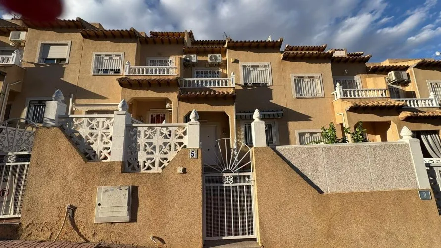Сasa de 2 dormitorios en Alicante, Spain No. 2818 № 28