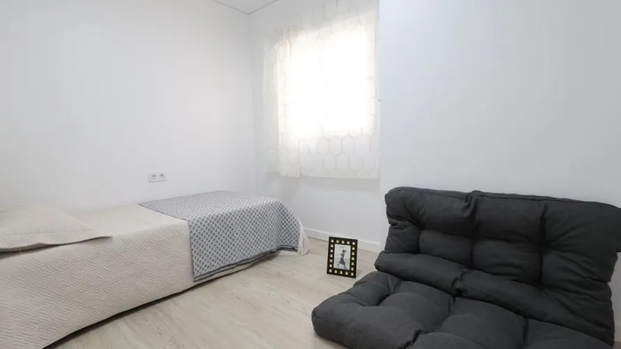 Apartamento de 3 dormitorios en Torrevieja, Spain No. 1509 № 10