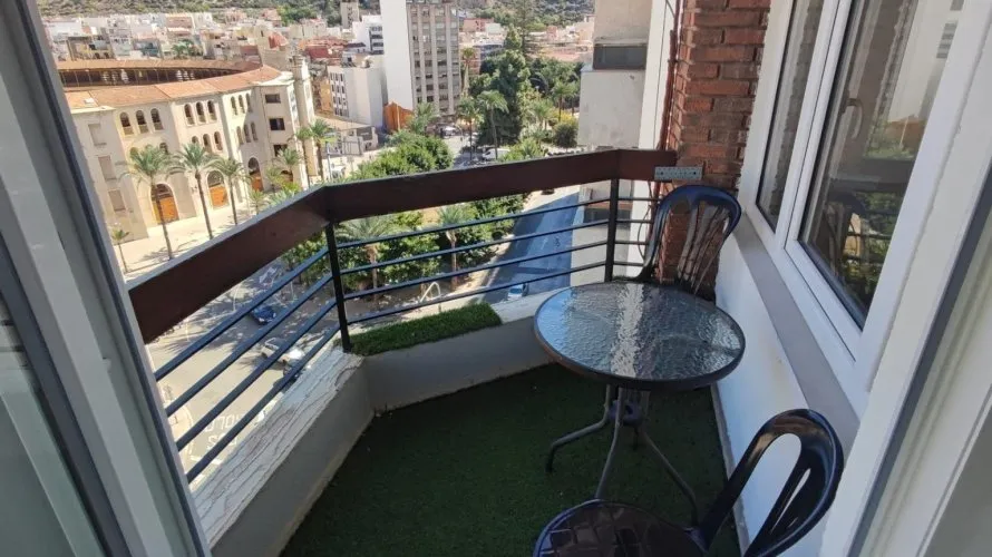 Apartamento de 2 dormitorios en Alicante, Spain No. 905 № 12