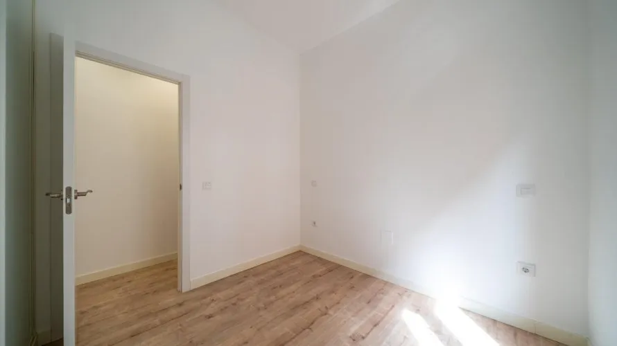 Apartamento de 2 dormitorios en Madrid, Spain No. 1145 № 11